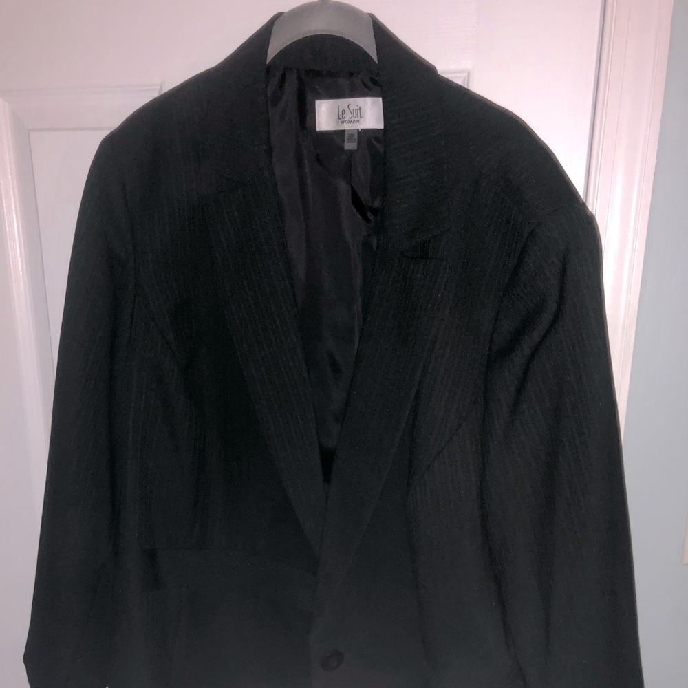 Le Suit women’s blazer